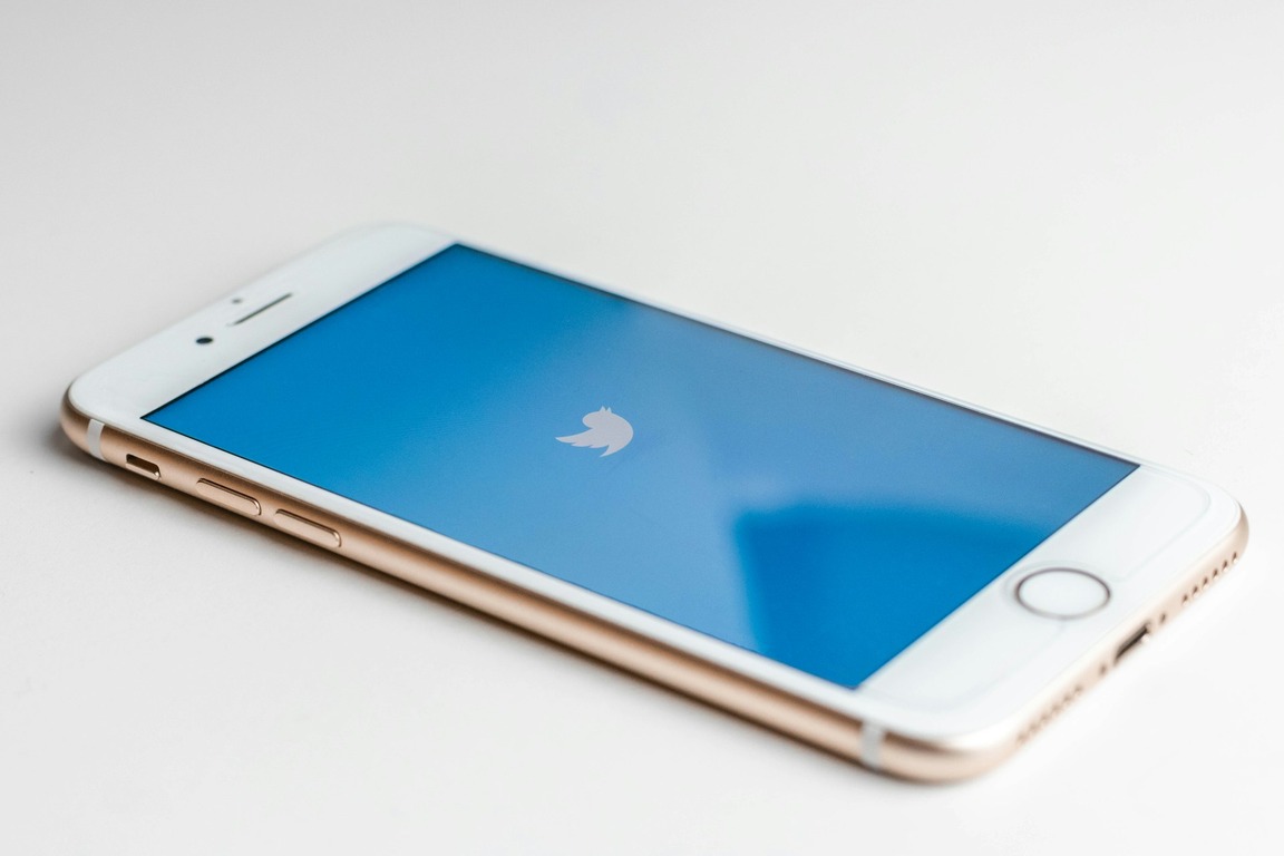 Twitter app on phone